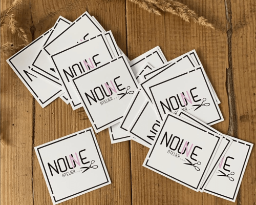 Plusieurs cartes de visite Noune